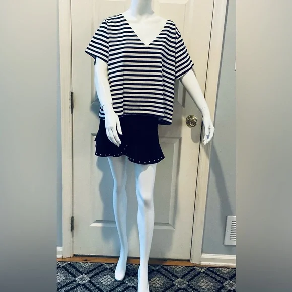 Madewell NWT Navy and White Striped V-Neck Cropped Top  SZ XXL Nautical  Relaxed - Picture 2 of 12